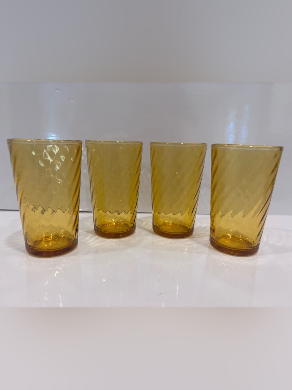 Vintage Amber Swirl Glass Tumblers – Set of 4 – Mid-Century / 1970s Barware